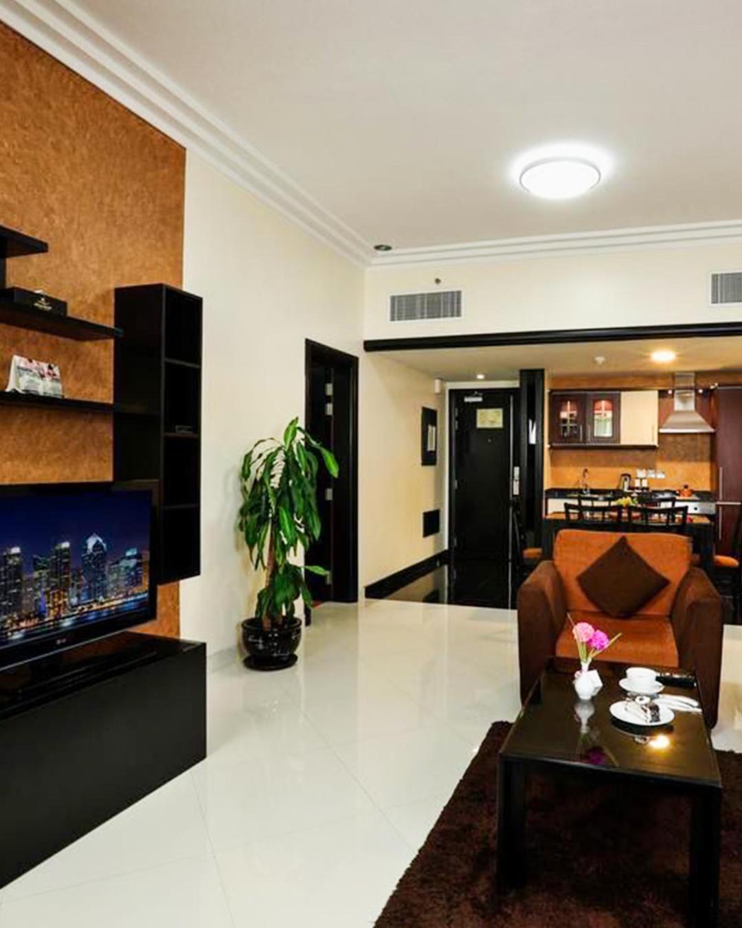Royal Grand Suite Hotel Sharjah Exteriör bild
